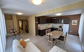 Valemar Apartments